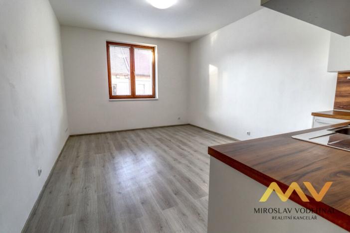 Pronájem bytu 2+kk, Pardubice - Zelené Předměstí, K Višňovce, 58 m2