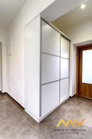 Pronájem bytu 2+kk, Pardubice - Zelené Předměstí, K Višňovce, 58 m2