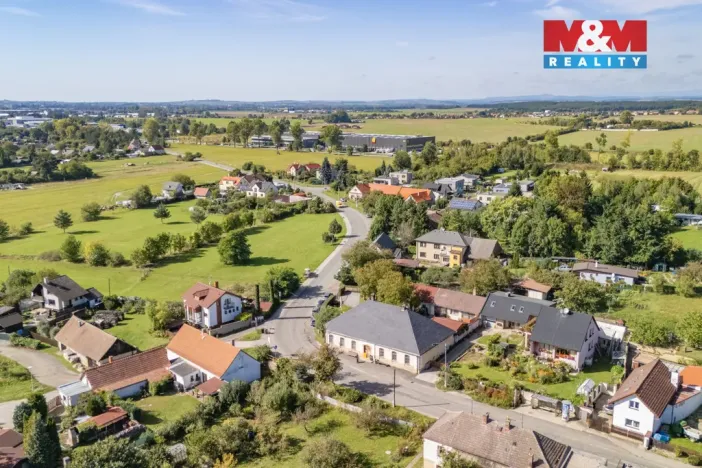 Prodej obchodního prostoru, Hradec Králové - Svinary, Podhůrská, 633 m2