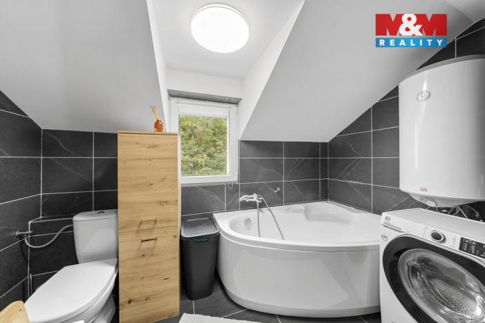 Prodej rodinného domu, Děčín - Děčín X-Bělá, Sněžnická, 300 m2