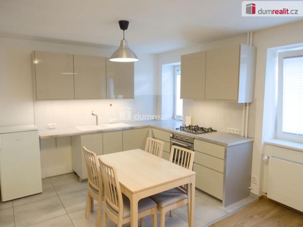 Pronájem bytu 1+1, Kladno, Amálská, 30 m2