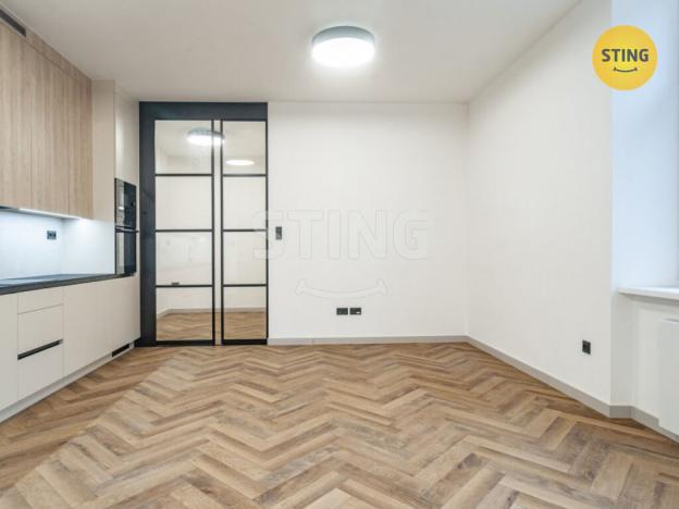 Pronájem bytu 3+kk, Ostrava, Nádražní, 64 m2