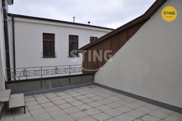 Pronájem atypického bytu, Žďár nad Sázavou, nám. Republiky, 52 m2