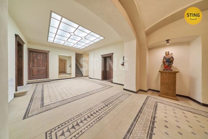 Pronájem atypického bytu, Žďár nad Sázavou, nám. Republiky, 52 m2