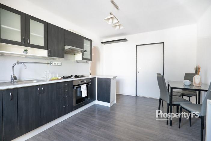 Prodej bytu 2+1, Horní Slavkov, Zahradní, 47 m2