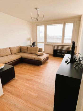 Pronájem bytu 3+1, Praha - Troja, Svídnická, 68 m2