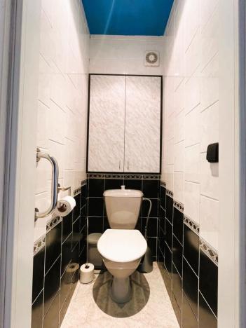 Pronájem bytu 3+1, Praha - Troja, Svídnická, 68 m2