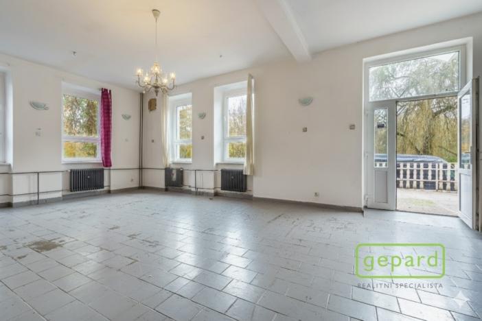 Prodej apartmánu, Sokolov, Svatopluka Čecha, 596 m2