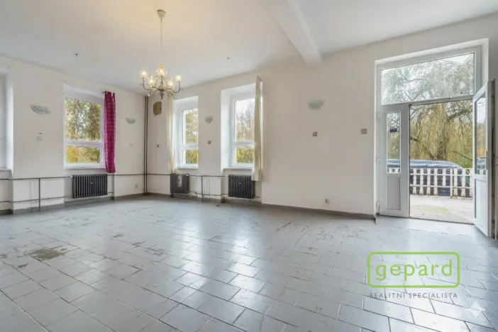 Prodej apartmánu, Sokolov, Svatopluka Čecha, 596 m2