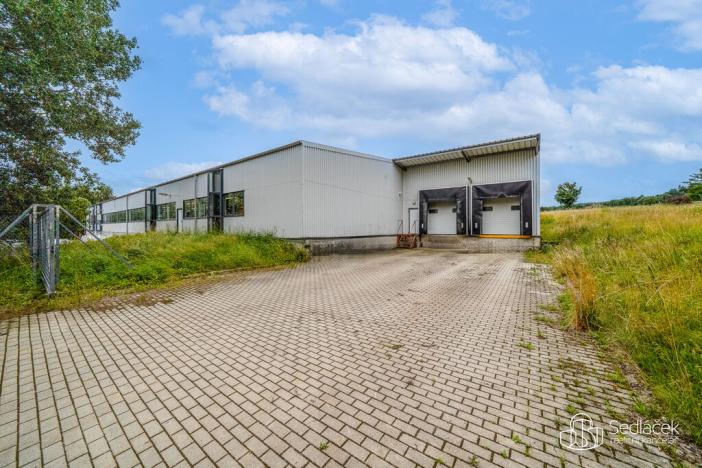 Prodej výrobních prostor, Krásno, Kladenská, 4900 m2