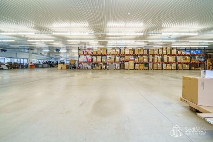 Prodej výrobních prostor, Krásno, Kladenská, 4900 m2