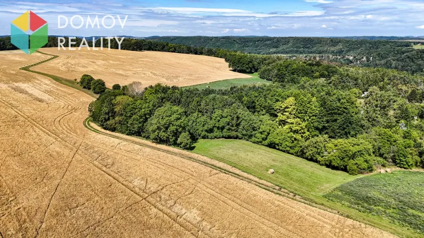 Prodej pole, Mezouň, 2730 m2