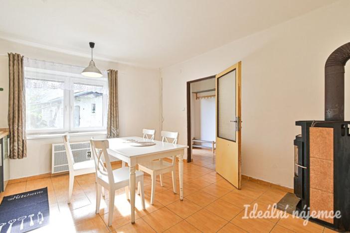 Pronájem rodinného domu, Prasklice, 78 m2