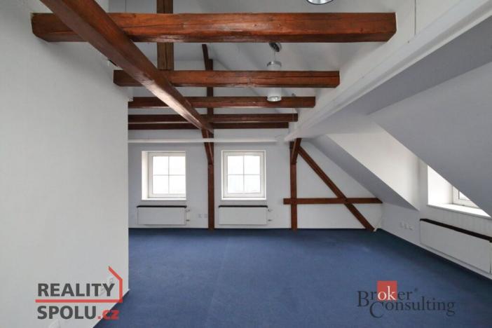 Pronájem kanceláře, Jablonec nad Nisou, Budovatelů, 180 m2