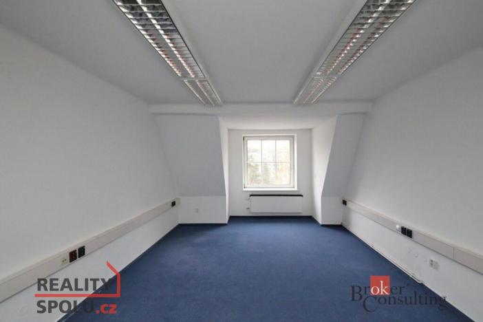Pronájem kanceláře, Jablonec nad Nisou, Budovatelů, 180 m2