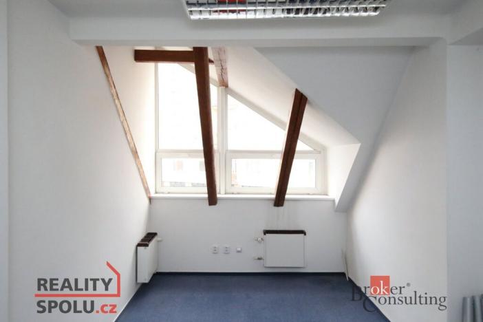 Pronájem kanceláře, Jablonec nad Nisou, Budovatelů, 180 m2