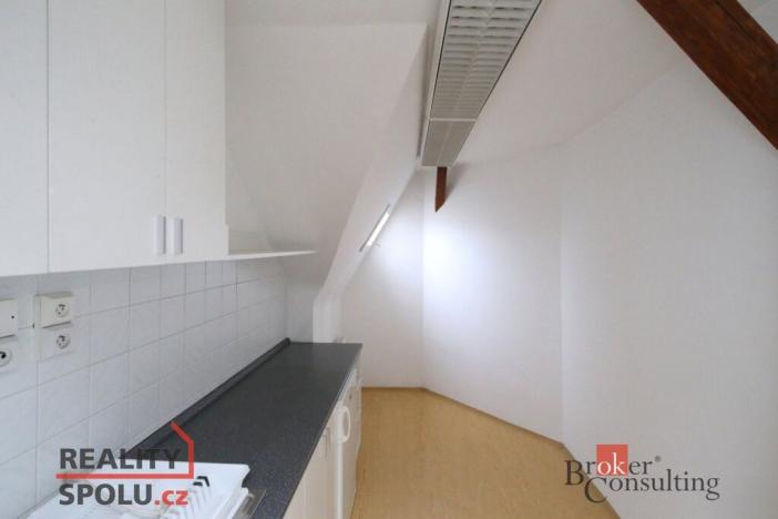 Pronájem kanceláře, Jablonec nad Nisou, Budovatelů, 180 m2