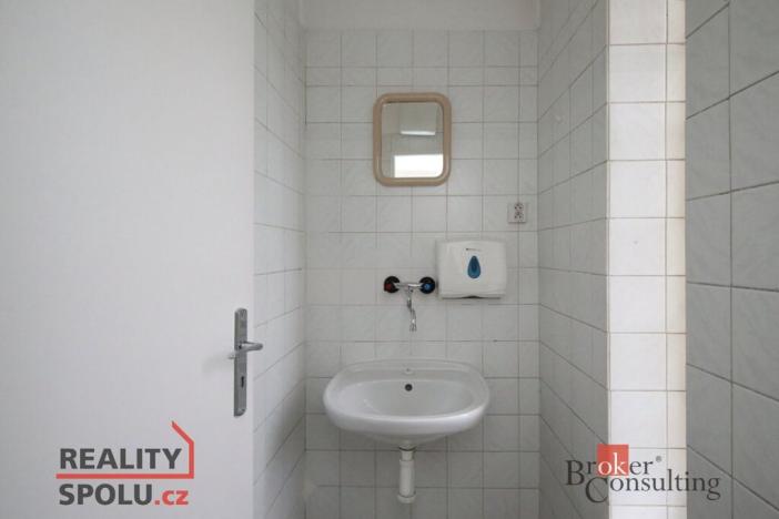 Pronájem kanceláře, Jablonec nad Nisou, Budovatelů, 180 m2