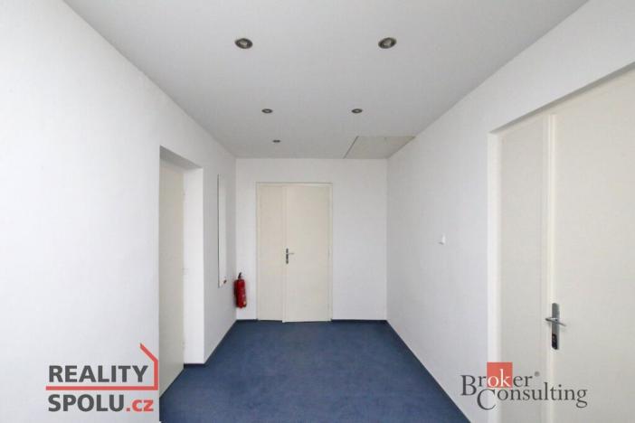 Pronájem kanceláře, Jablonec nad Nisou, Budovatelů, 180 m2