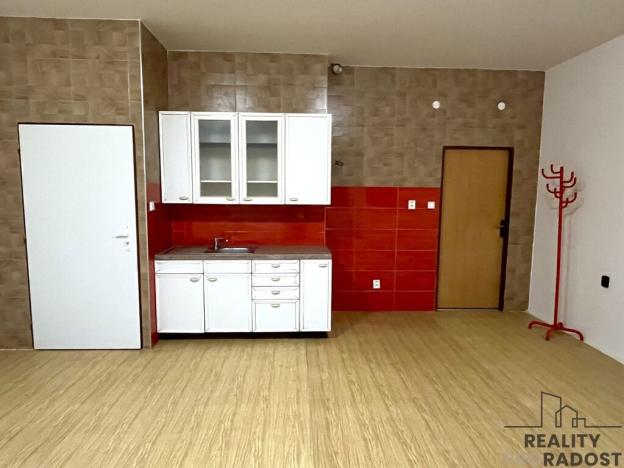 Pronájem bytu 1+kk, Moravský Krumlov, Tiskárenská, 38 m2