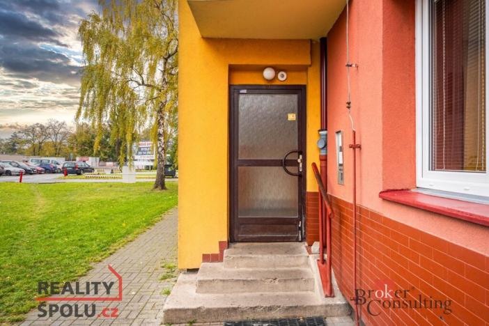 Pronájem bytu 2+kk, Pardubice - Zelené Předměstí, S. K. Neumanna, 53 m2