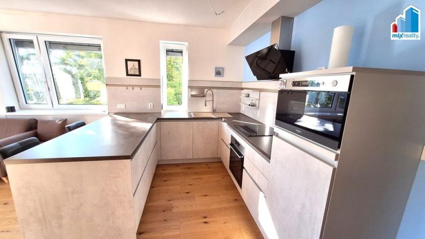 Prodej bytu 2+kk, Plasy, 56 m2