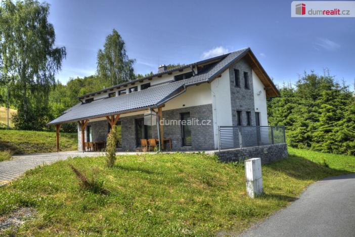 Prodej rodinného domu, Dolní Morava, 184 m2