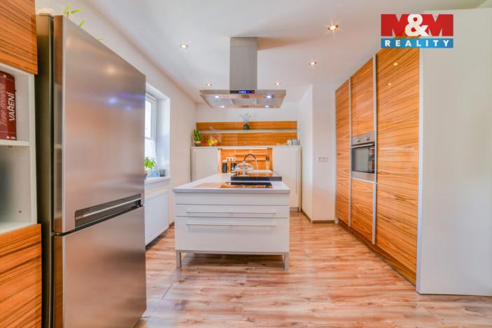 Prodej rodinného domu, Luby, Příčná, 250 m2