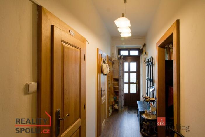 Prodej bytu 2+1, Hradec Králové - Pražské Předměstí, Gočárova třída, 68 m2