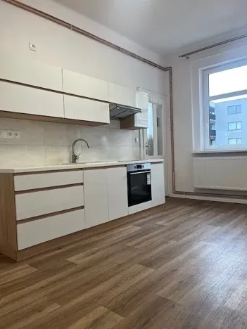 Pronájem bytu 3+kk, Plzeň, Houškova, 90 m2