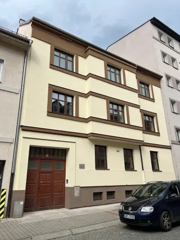 Pronájem bytu 3+kk, Plzeň, Houškova, 90 m2