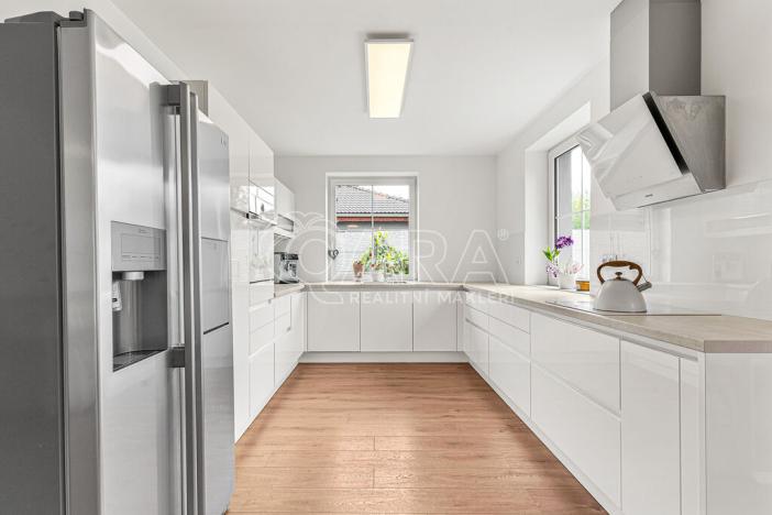 Prodej rodinného domu, Postřižín, Jelení, 169 m2