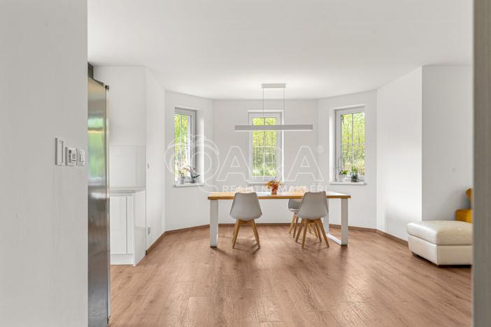 Prodej rodinného domu, Postřižín, Jelení, 169 m2