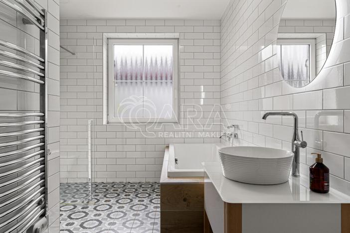 Prodej rodinného domu, Postřižín, Jelení, 169 m2