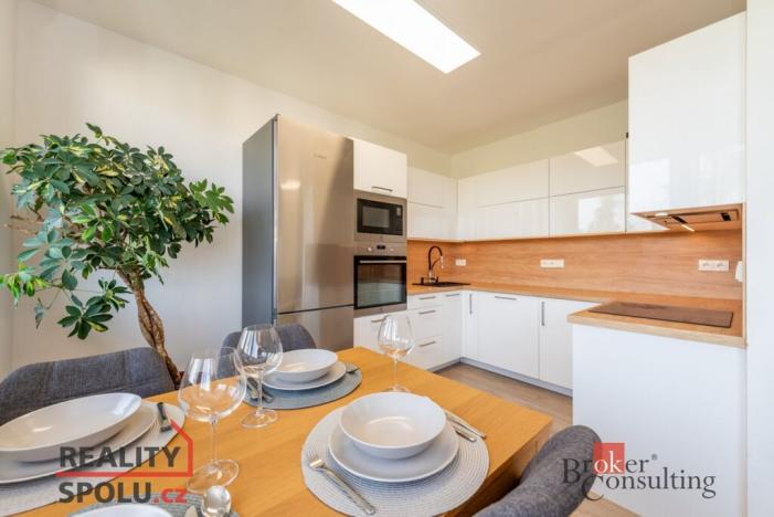 Pronájem bytu 3+kk, Praha - Střížkov, Varnsdorfská, 59 m2