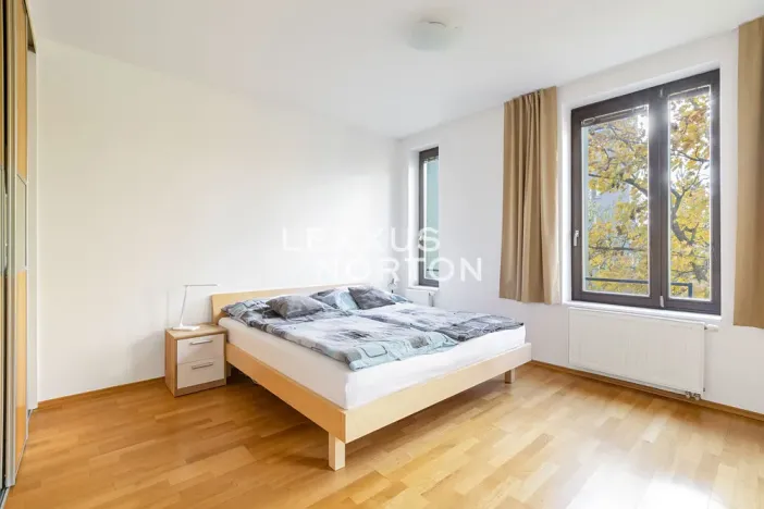 Pronájem bytu 2+kk, Praha - Podolí, V rovinách, 68 m2