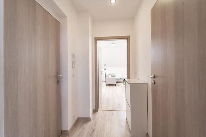 Pronájem bytu 2+kk, Praha - Libeň, Pod Labuťkou, 52 m2