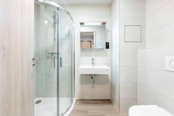 Pronájem bytu 2+kk, Praha - Hlubočepy, Na Zlíchově, 37 m2