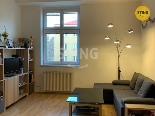 Pronájem bytu 2+kk, Praha, Táborská, 41 m2