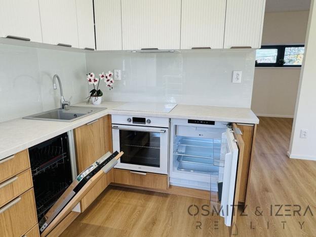 Pronájem bytu 2+kk, Mníšek pod Brdy, U Kolejí, 45 m2