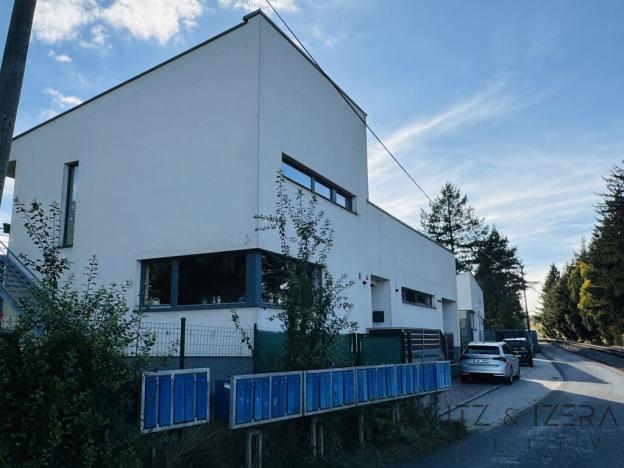 Pronájem bytu 2+kk, Mníšek pod Brdy, U Kolejí, 45 m2