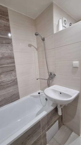 Pronájem bytu 2+1, Děčín - Děčín VI-Letná, 70 m2