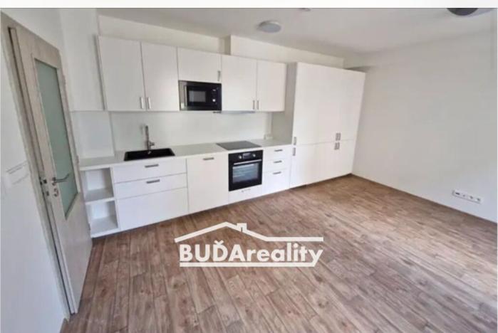 Pronájem bytu 2+kk, Zlín, Lorencova, 40 m2