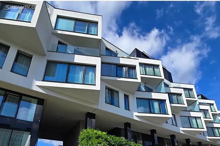 Prodej atypického bytu, Praha - Smíchov, Holečkova, 182 m2