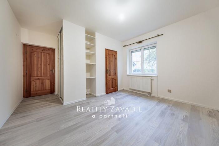 Prodej rodinného domu, Jesenice - Horní Jirčany, U vodojemu, 177 m2