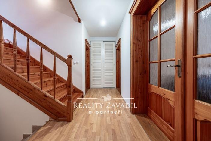 Prodej rodinného domu, Jesenice - Horní Jirčany, U vodojemu, 177 m2