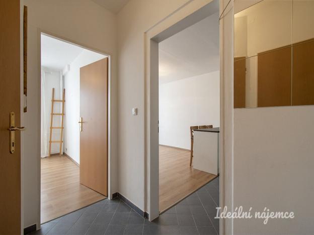 Prodej bytu 2+kk, Praha - Krč, Štúrova, 39 m2