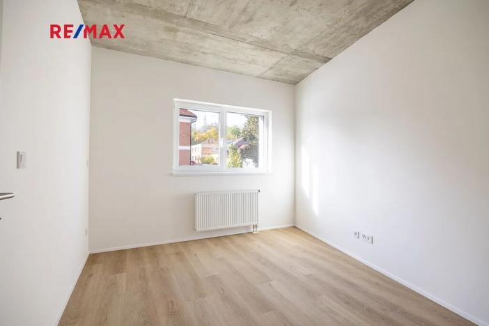 Prodej bytu 2+kk, Praha - Hrdlořezy, Českobrodská, 57 m2