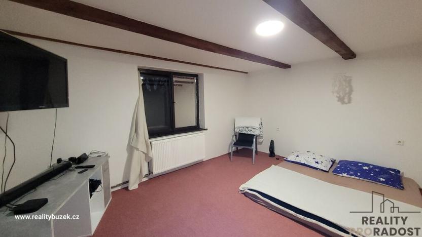 Pronájem rodinného domu, Komárov, 120 m2