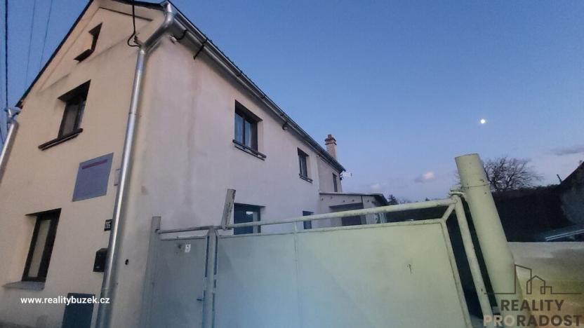 Pronájem rodinného domu, Komárov, 150 m2